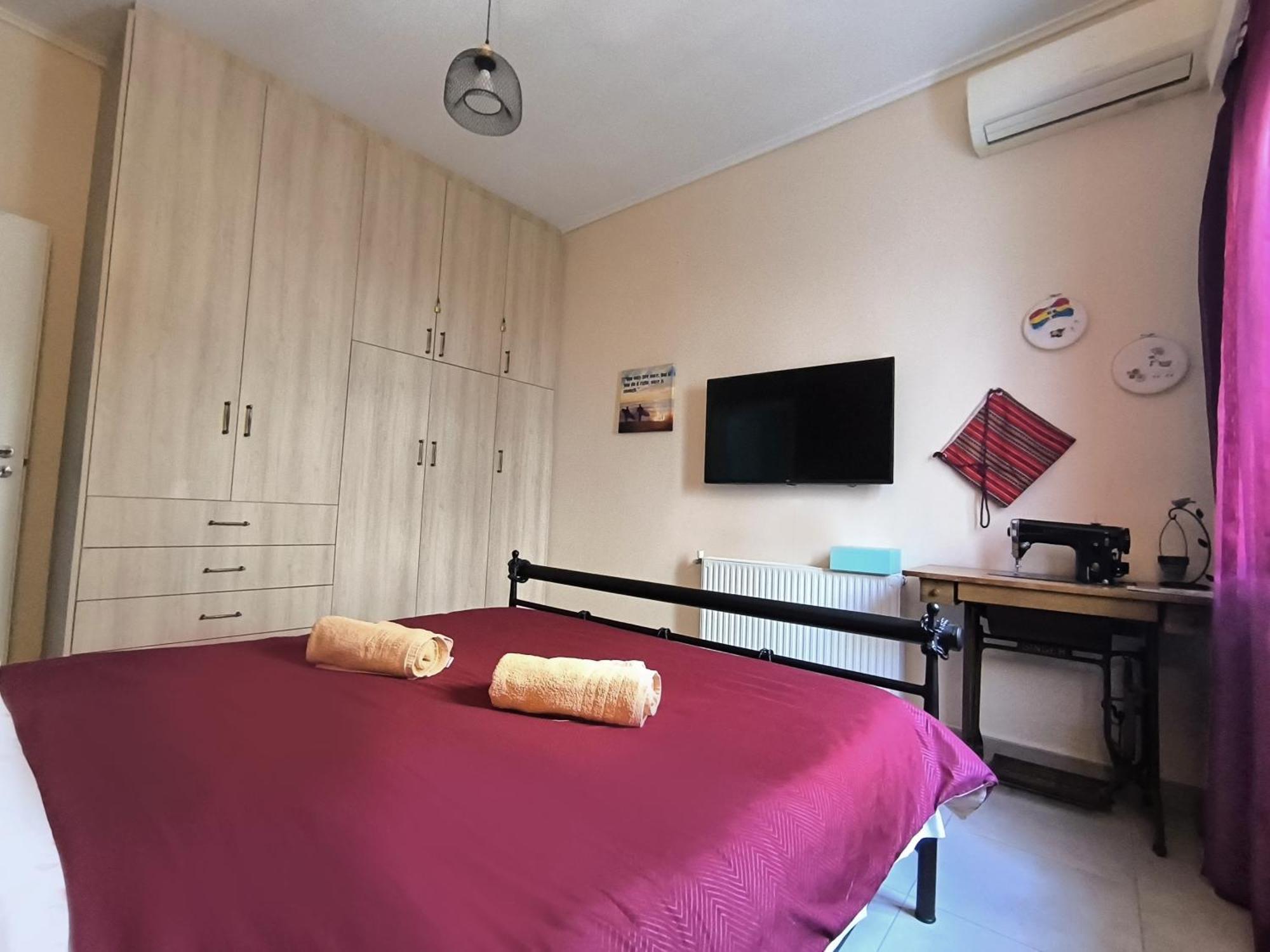 Appartement Casa Bonita, House With Private Entrance And Garden, Between Center And Sea Athènes
